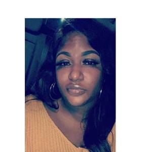 Meet your Posher, Latoya